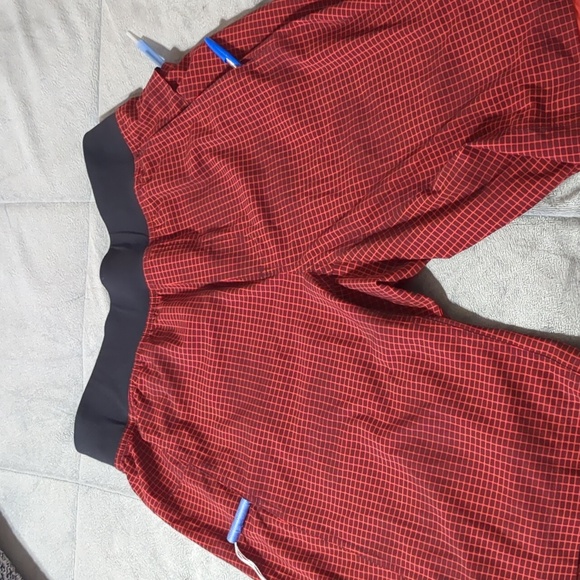 Lululemon Men's RARE Core Short Grid Red size M - Picture 10 of 10